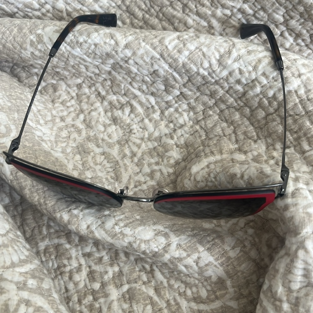 Authentic Valentino sunglasses - Picture 2 of 4